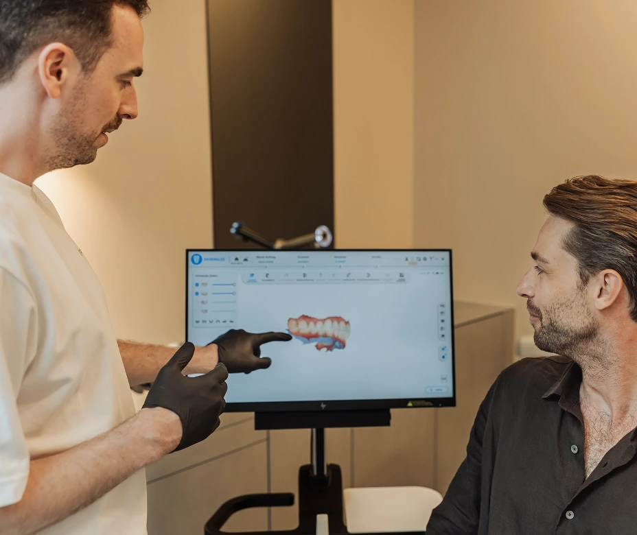 Gerade Zähne planen: digitaler Scan des Oberkiefers bei ortholoft, Kieferorthopäde München